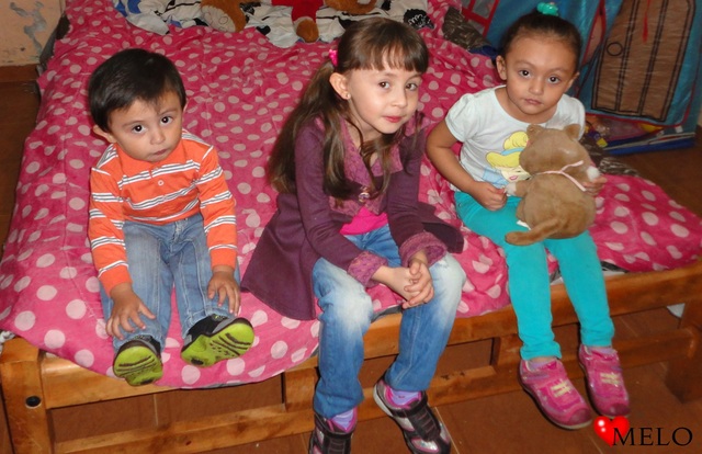 Melanie playing with his niece and nephew