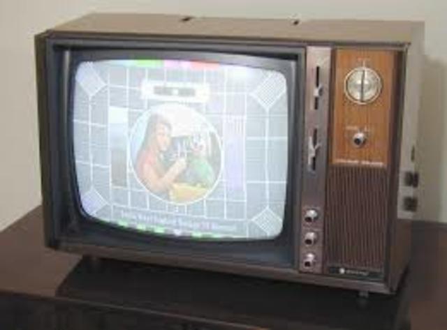 Primer televisor a color.