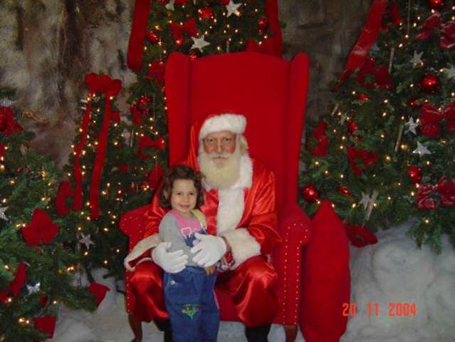 Meu primeiro pedido para o Papai Noel / Laura