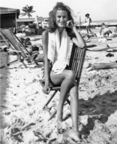 Louie meets Cynthia Applewhite