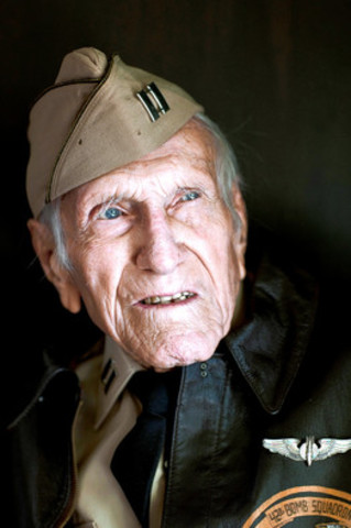 Louie Zamperini dies