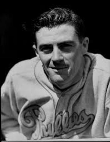 1st baseball player drafted into WW II (Hugh Mulcahy, Phillies)