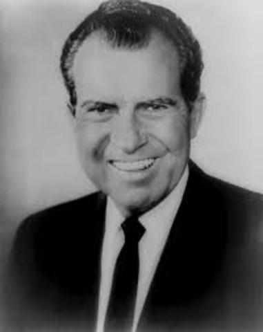 Nixon orders troops withdrawal