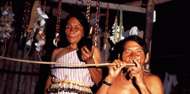 1678 se contrarresto las dificultades económicas y se protege a la población indígena, el Rey prohibió el establecimiento de nuevos obrajes, esta orden la ejecuto el presidente Munive.