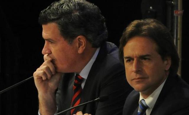 Responde a la crítica del líder colorado