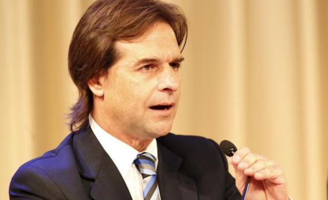 No a los presos de Guantánamo