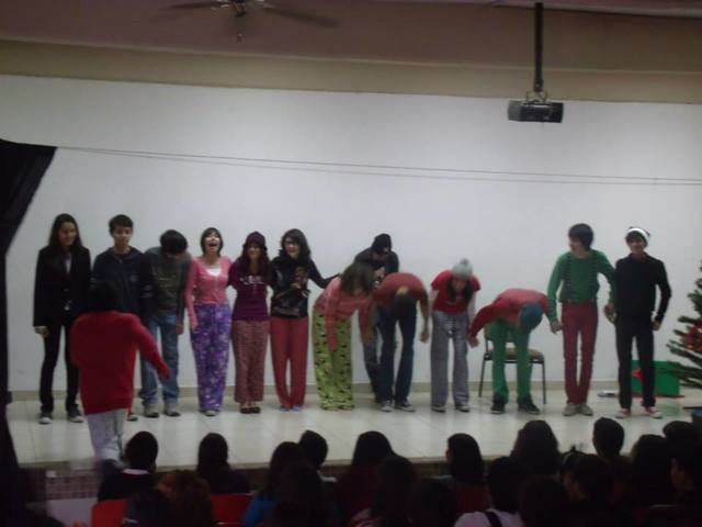 La función debe continuar