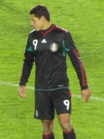 Chicharito debuted on national team