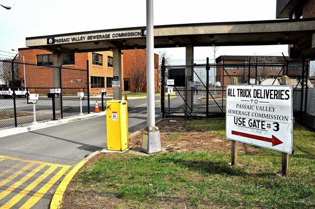 New York v. New Jersey and Passaic Valley Sewerage Commissioners