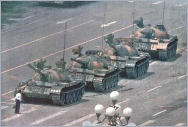 manifestação da praça da paz celestial