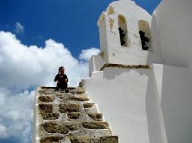 Prince Henry the Navigator founded the school navigation.