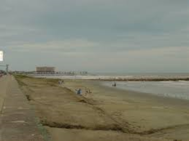 DeVaca Discovers Texas