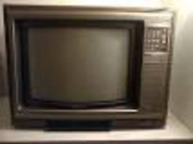 La primera televisión en mi hogar