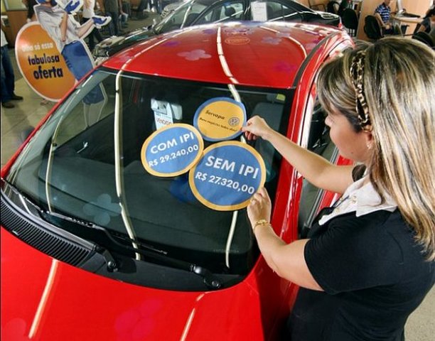 Política - Fim da crise 2008