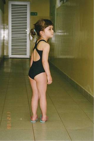 Carolina - Aula de natação