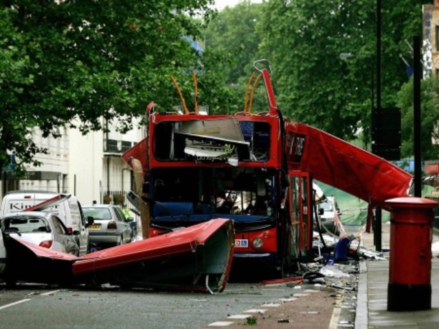 FATOS GERAIS DA HUMANIDADE Ataques em Londres chocam o mundo