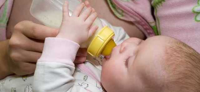 Gabi- Primeira vez que segurei uma mamadeira