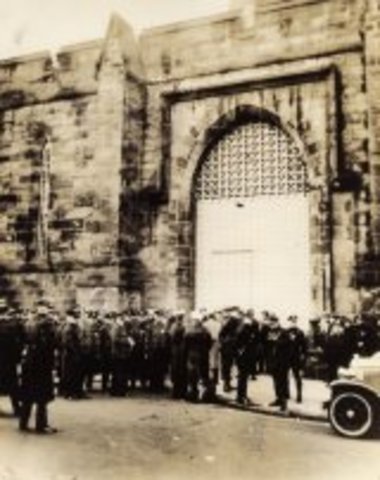 Banks Can Not Give People Their Money