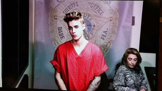 Lo llevan a la cárcel por conducir borracho