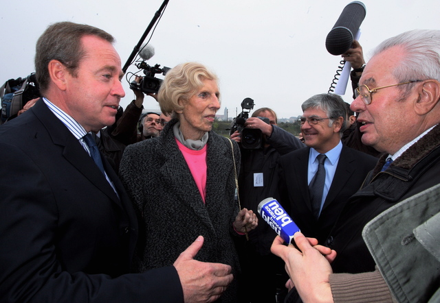 Première pierre symbolisée