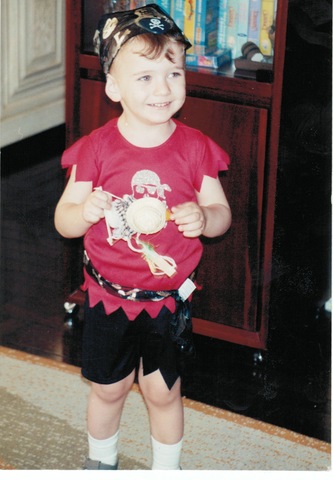 Primeira festa à fantasia de Lucas