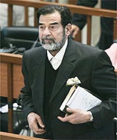Política-Ex-ditador Saddam Hussein é condenado a morte