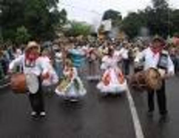 festival folclorico  y reinado nacional de Bambuco