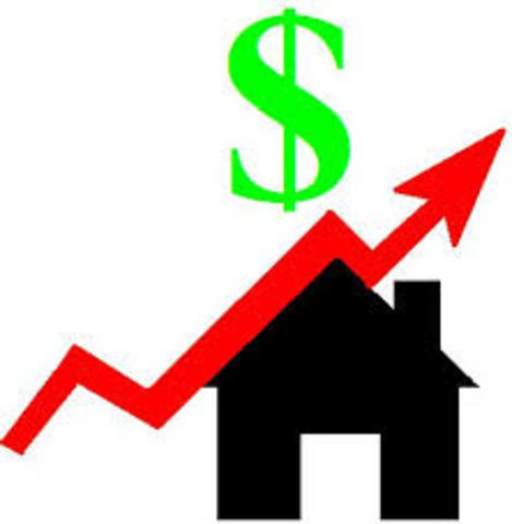 ¿Cuánto tiempo hace que los precios de las casas en los Estados Unidos  suben (rise) dónde viven muchos inmigrantes?