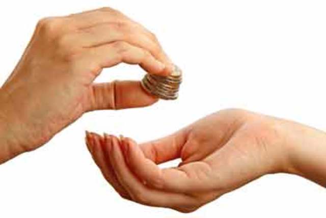 Buffett anounces that he will donate 62 billion dollars