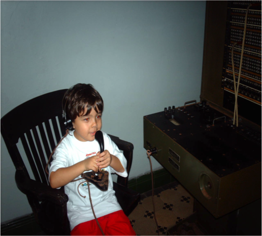 Rádio comunicador-André Leal