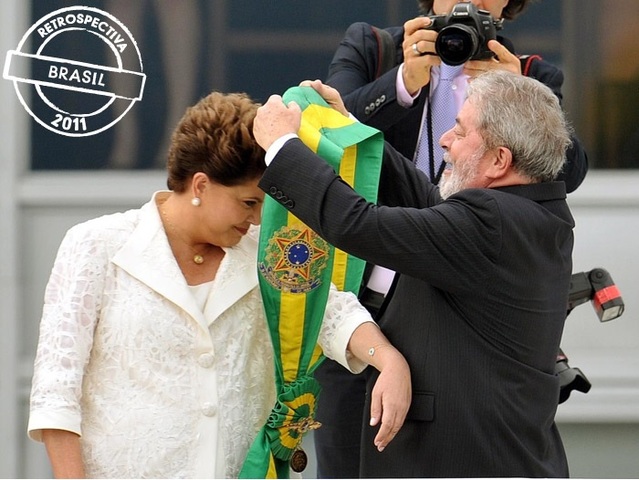 Política-Primeira presidente mulher assume presidência