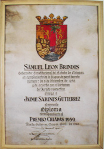 Recibe Primer Premio de Literatura