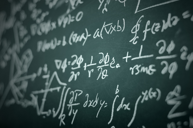 Dmitri Mendeléyev describe la tabla periódica de los elementos químicos