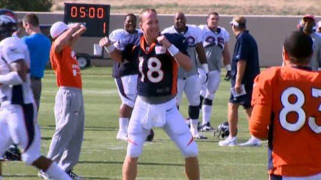 Manning dances "Rocky Top"