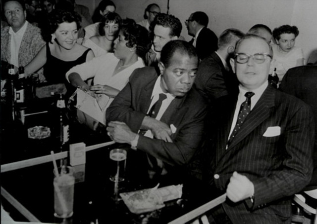 Armstrong Stands up for Little rock nine