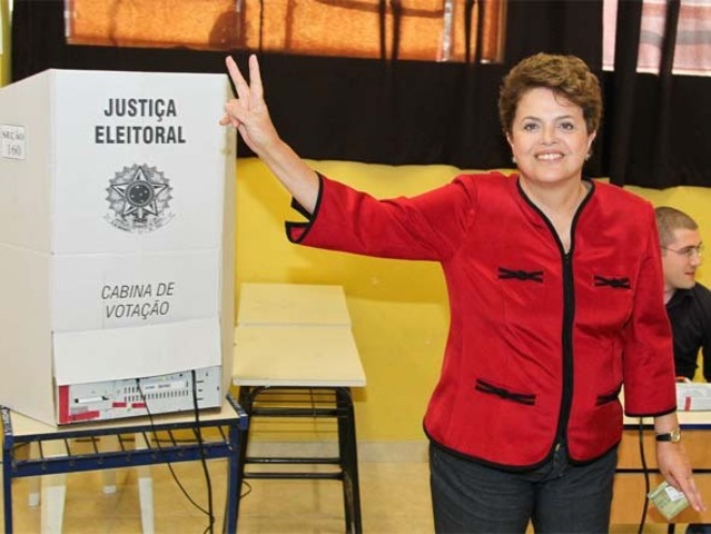 Política- Dilma Rousseff continua no poder