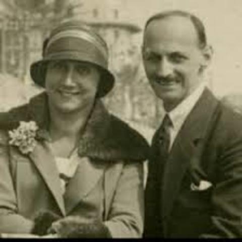 Hitler llega al poder.