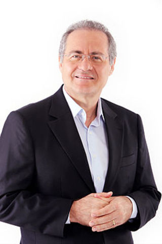 Renan Calheiros renuncia ao cargo de presidente
