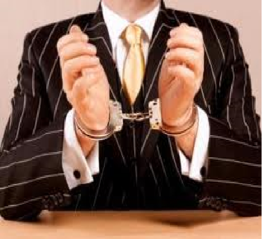 Política-políticos atrás das grades