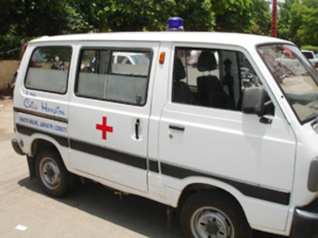 Food poisoning claimes 3 lives.