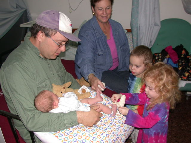 אחותי הקטנה נולדה