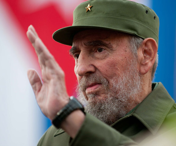 Fatos marcantes - A renúncia de Fidel Castro