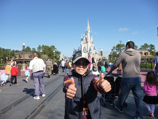 Bruno - Primeira vez na Disney