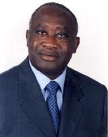 É preso o ex presidente da Costa do Marfim