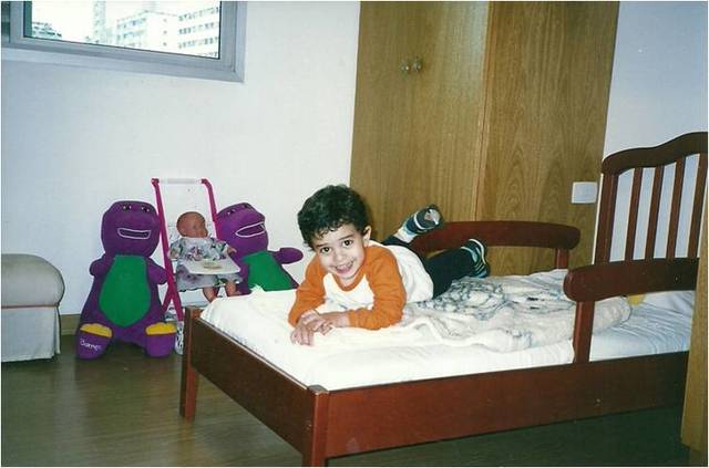 Tchau berço - Antônio