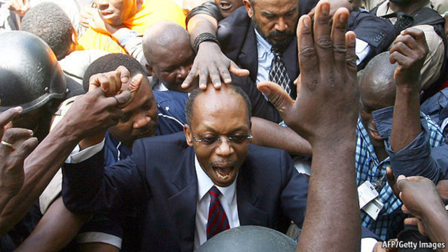 Presidente do Haiti é deposto