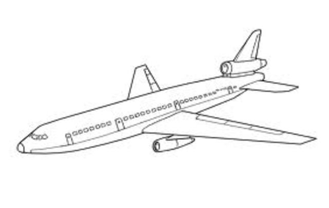 se implemento el transporte aereo y automotriz