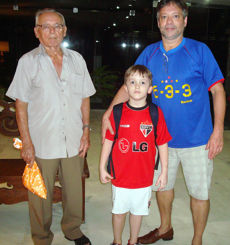 Visita ao Cristian do vovô Manoel