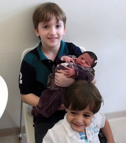 Nascimento da Lara - sobrinha Cristian