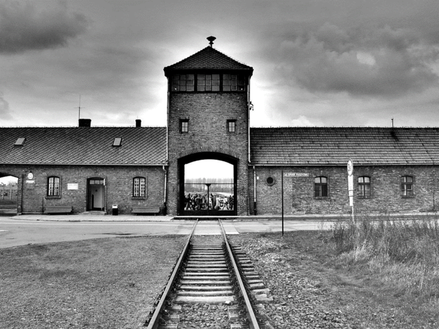 Deportación a Auschwitz-Birkenau